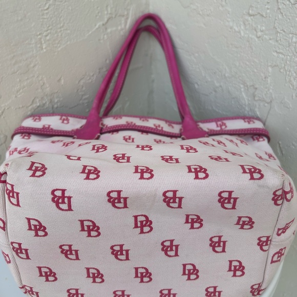 vintage Dooney & Bourke white and pink monogram canvas tote bag - Picture 7 of 11
